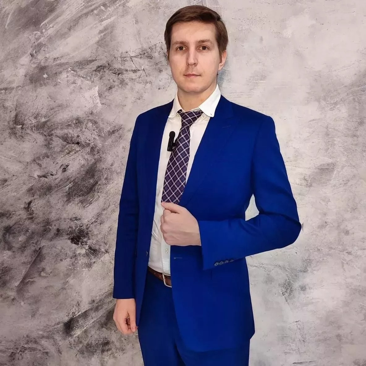 Александр  Гомзяков